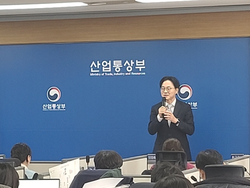 김정관 "대미투자법 통과되면 美 인상 유예될 수도…장기전도 대비"_이재헌