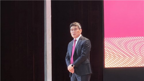 기조연설하는 송재혁 삼성전자 사장