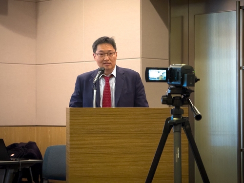 쪼개고 또 쪼개는 韓 증시…도돌이표 중복상장 논란 해법은_이규선