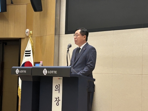 이영준 롯데케미칼 대표 "주주 기대 못 미치는 성과…미래 성장 체질 개선 목표"_정수인