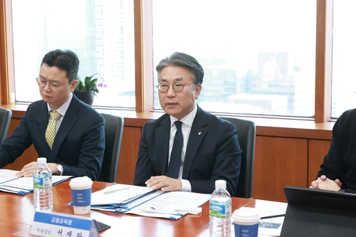 코스닥 액티브 ETF 종목 사전공개 논란 속 금감원 운용사·LP 증권사 소집_신민경