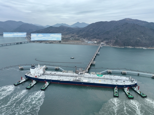 UAE 원유 200만 배럴, 석유공사 여수 비축기지 입고_이재헌