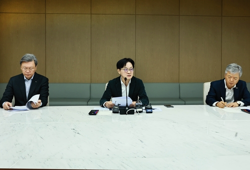 산업장관, 개별이익 탐하는 기업 일탈 경고…"전시 준하는 엄중한 상황"_이재헌
