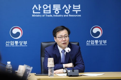 "전방위적 대응 시급"…정부, 원유·나프타 추가 확보 총력_유수진