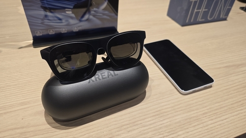 엑스리얼이 새로 출시한 '엑스리얼 1S'