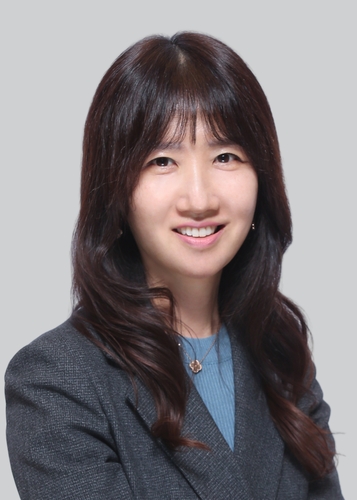 [슈퍼PB] 김진아 KB銀 "보수적 큰손도 주식 절반…AI 테마가 판 바꿔"_한상민