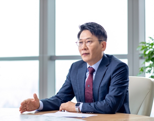 LG엔솔 김동명 "배터리 시장은 '기울어진 운동장'…AI, 생존과 직결"_김학성