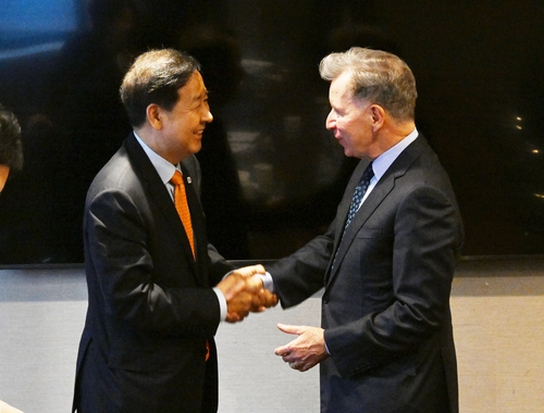 구윤철 부총리, 존 스터진스키 핌코 부회장 면담