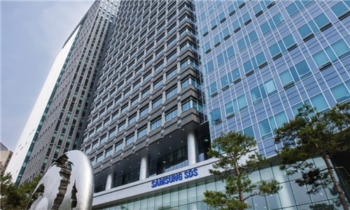 6.4조 받고 1.2조 더…삼성SDS, KKR 손잡고 대형 투자 물색_김학성