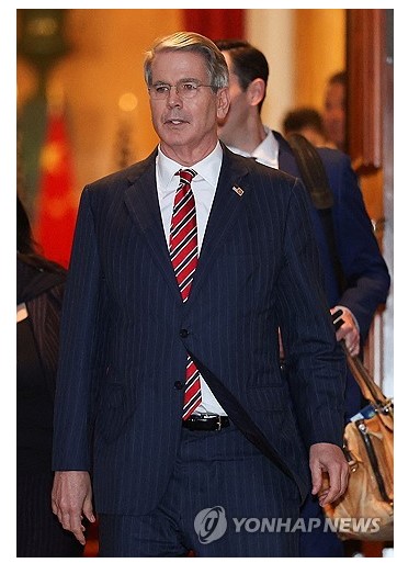 美 재무 "이란·러시아산 원유 판매 승인 갱신 안해"_홍경표