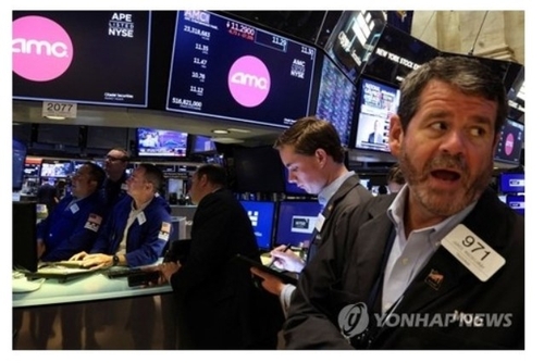 월가, 이란 호르무즈 개방에도 "거시 전망 불투명"_홍경표