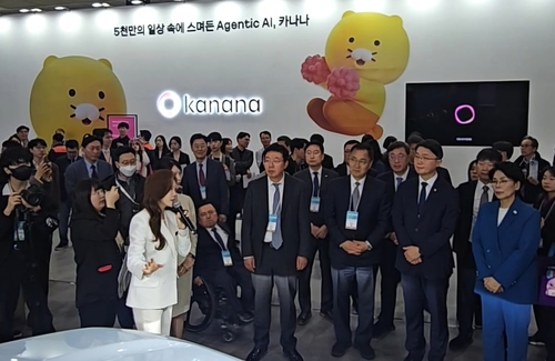 [기업 이모저모] AI 현장 둘러본 국회 과방위, 중국과의 경쟁 '공감'_서영태