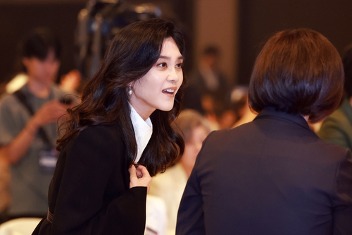 이부진, 오늘부터 첫 주식 매입…호텔신라 주가 급등_신민경