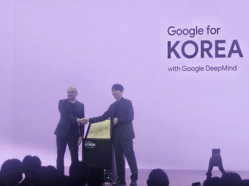 이세돌 재회한 구글 '알파고 아버지'…"한국 AI 잠재력 기대"_서영태