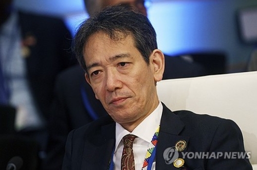 日 재무관 "긴 연휴, 아직 초반에 불과"_박지은