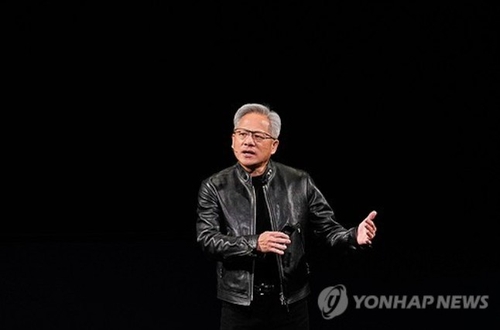 [월가 톡톡] 젠슨 황 "AI 리더들의 비관론 언급, 신중해야"_박지은