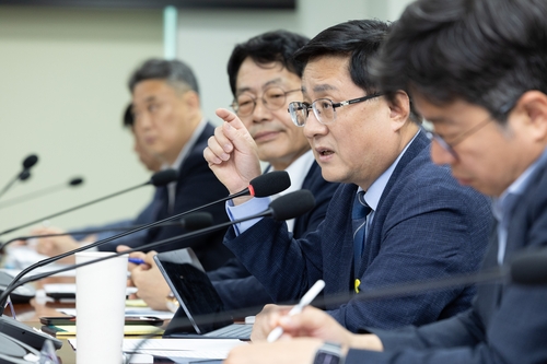 김성환 기후장관 "전력망 건설 갈등 최소화 방안 지속 모색"_이재헌