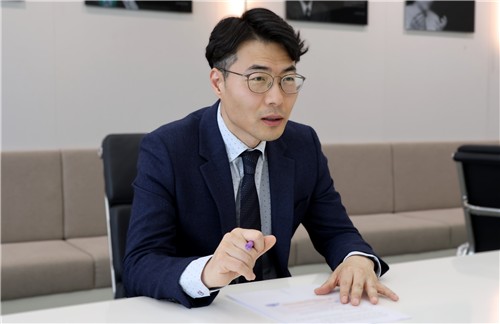 [금융가 사람들] 불장 한복판에 시동거는 채권통…KCGI운용 홍사욱_노요빈
