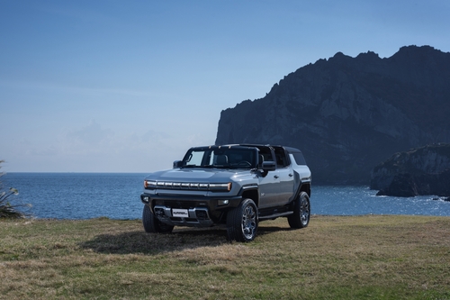 GM, GMC '허머 EV SUV' 국내 출시…크랩워크·슈퍼크루즈 탑재_주동일