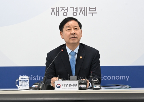 구윤철 "금투세 시장 여건 돼야 검토…보유세 강화 의견 듣는 중"_최욱