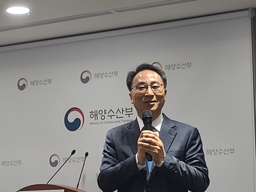 정주영 조선 인연이 문화 교류로…인천해양박물관 '그리스 국보' 첫 공개_이재헌
