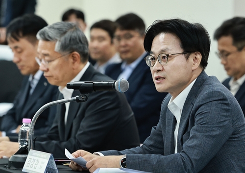 김정관 산업통상부 장관