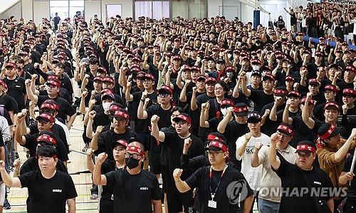 TSMC, 삼성式 파업 예고에 달래기…"올해 보너스 더 늘 것"_김경림