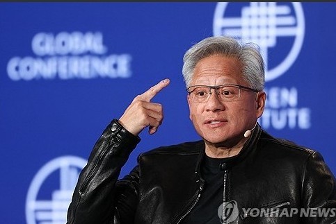 젠슨 황, 고향 대만에 연 최대 224조원 투자_박지은
