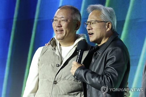 정의선-젠슨 황 먹방 너머…'블랙웰 우선권' 확약 시 100만현대차 정조준_이재헌