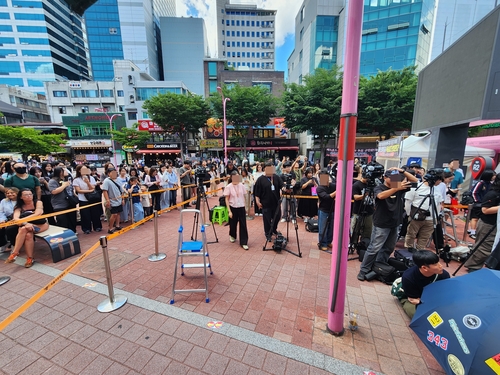 젠슨 황, SK·LG·네이버 총수와 '삼겹살 회동'…주변도 들썩(종합)_주동일