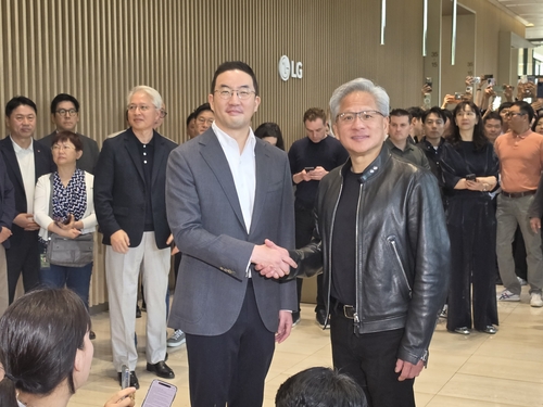 젠슨 황 엔비디아 CEO와 구광모 LG 회장