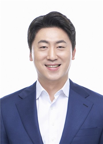 롯데하이마트 신임 대표에 '야놀자' 출신 김종윤 부사장 내정_정수인