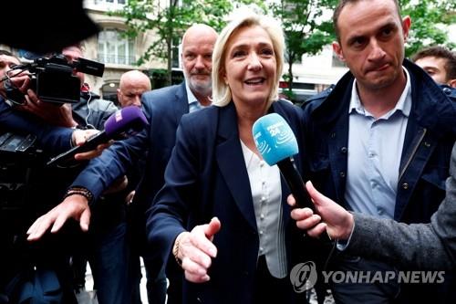 마린 르펜 국민연합 의원