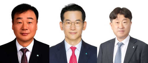 왼쪽부터 정은지, 이동운, 정광석 신임 부행장