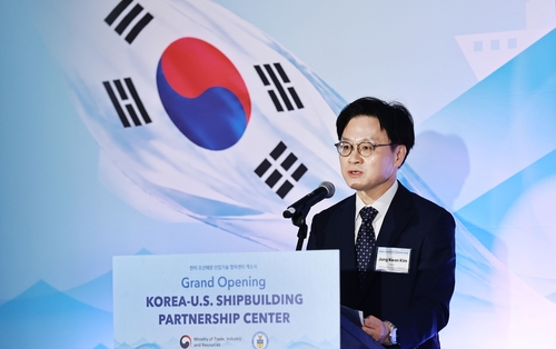 김정관 산업통상부 장관