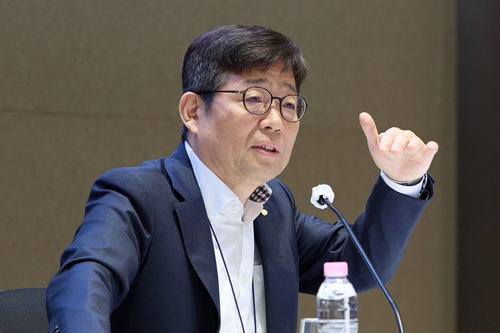 유상대 한국은행 부총재