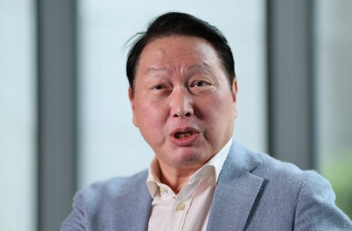 아사히신문과 인터뷰한 최태원 SK그룹 회장
