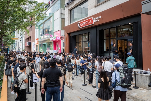 지난 2일, 치폴레 아시아 1호점 오픈행사
