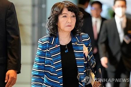 가타야마 사쓰키 일본 재무상