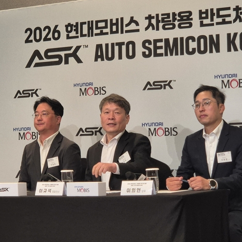 박철홍 현대모비스 전무, 이규석 사장, 이희현 상무