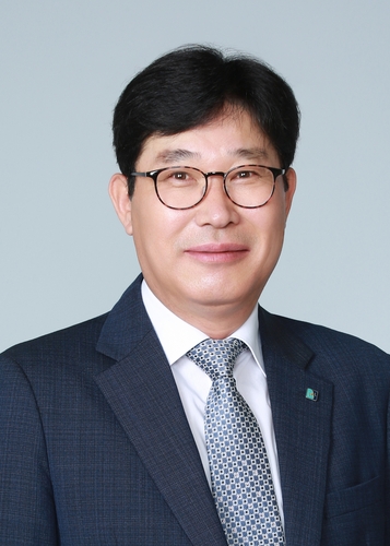 김학필 IBK저축은행 신임 부사장