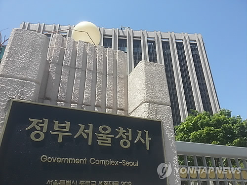 정부 "소득대체율 여야 합의 존중…자동조정장치 도입 필요"_박준형