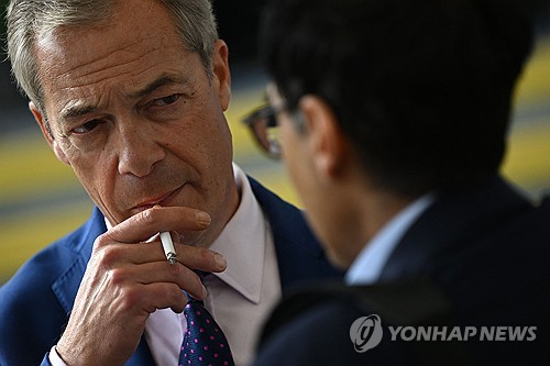 英 은행 냇웨스트 주가, 연간 가이던스 하향에 12%↓_윤영숙