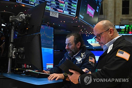 뉴욕증시, 올해 마지막 주 첫날 상승…다우 0.4%↑마감_윤영숙