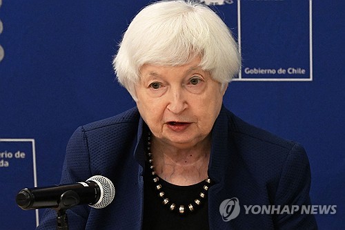 미 정부 2월 재정적자 2천960억달러로 급증_정선영