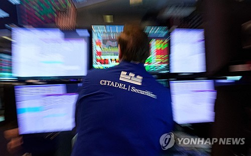 뉴욕증시, 뜨거운 CPI 충격·6월 인하론 후퇴로 급락…다우 1%대↓마감_정선영