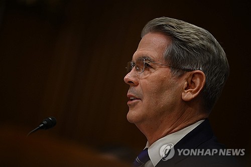 베센트 美재무 지명자 "2017년 세금감면 연장 최우선 과제"(상보)_최진우