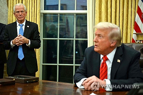 CNBC "백악관, 트럼프 정부 中추가관세 총 145%라 확인"(상보)_최진우