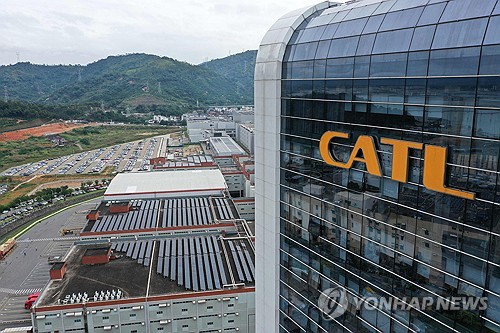 미 하원, 中 CATL 상장 주관 JP모건·BofA에 "IPO 손떼야"_이민재