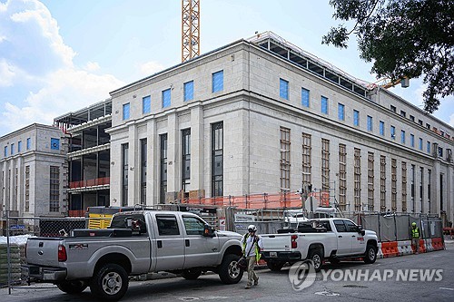 트럼프, 목요일 오후 4시 연준 방문 예정(상보)_이민재